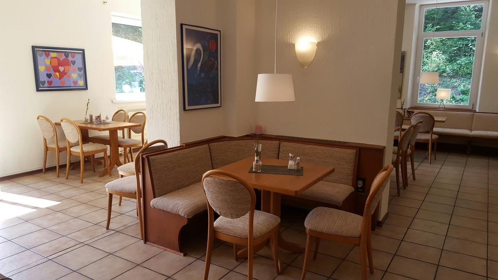 Hotel Bergische Schweiz Velbert Bagian luar foto