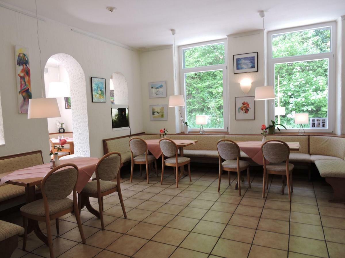 Hotel Bergische Schweiz Velbert Bagian luar foto